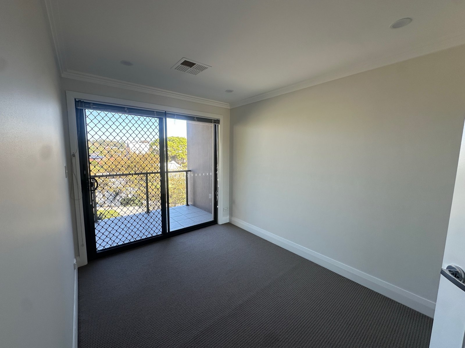 5/171 Moorefields Rd  ROSELANDS 6