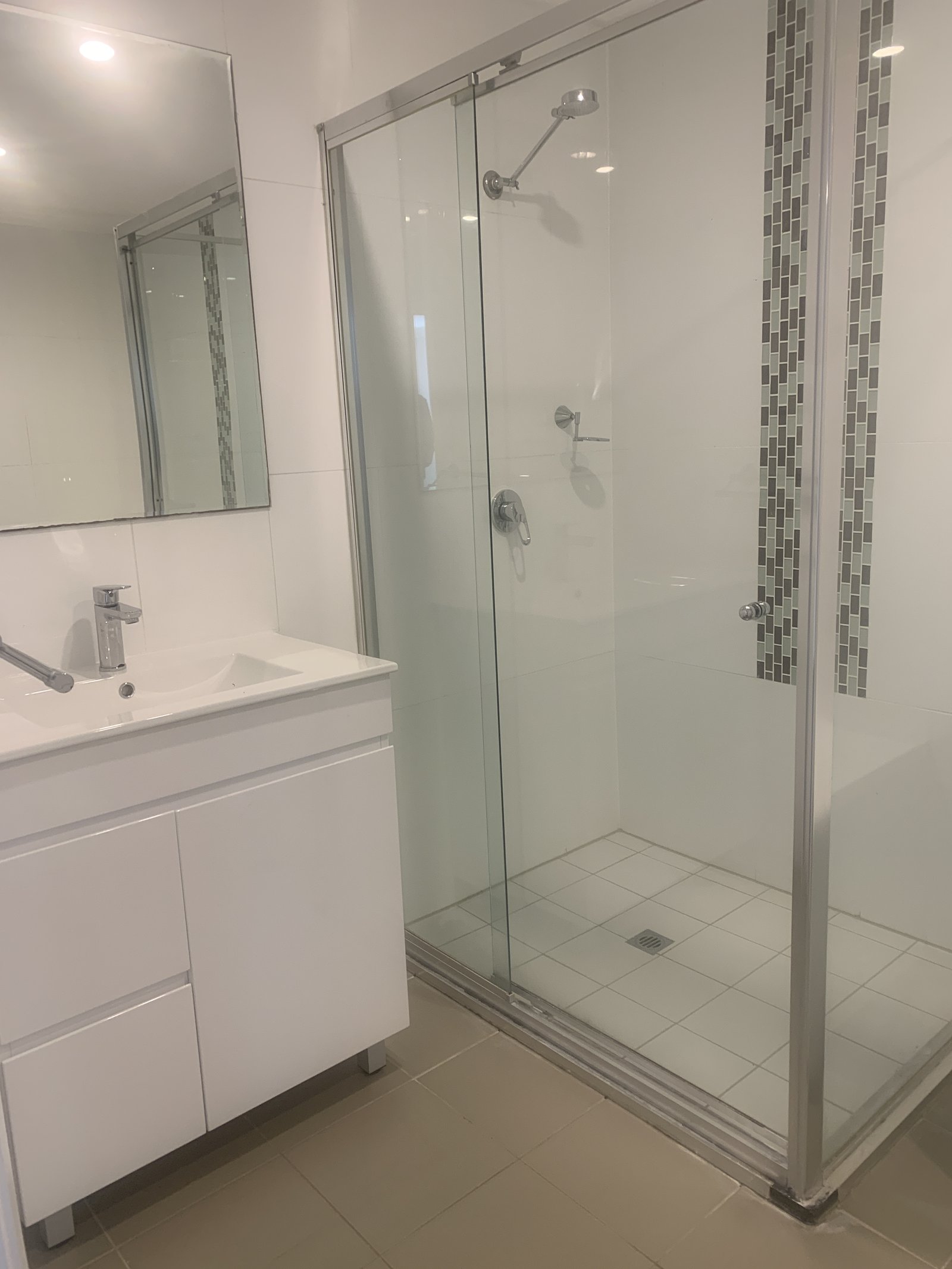 5/171 Moorefields Rd  ROSELANDS 9