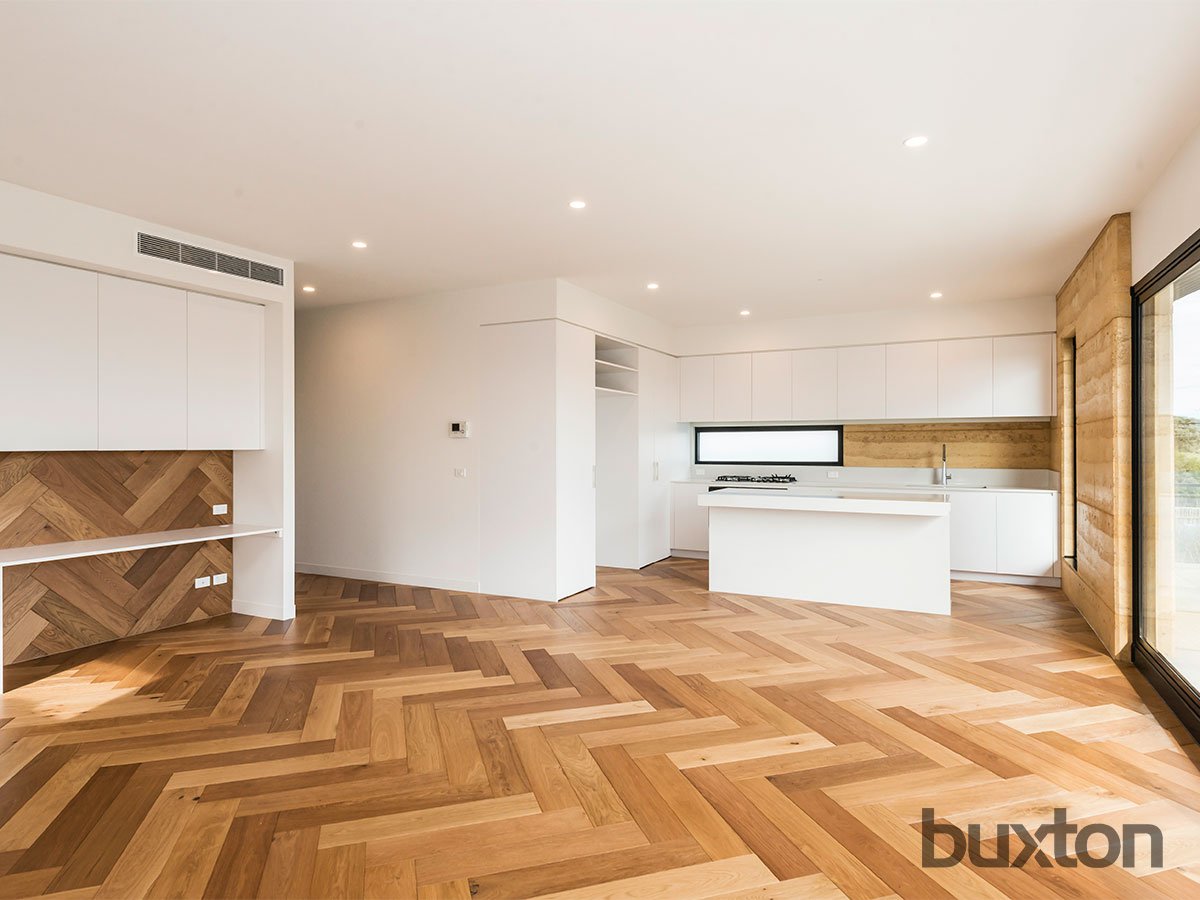 Gallery: 5/172 Beach Road