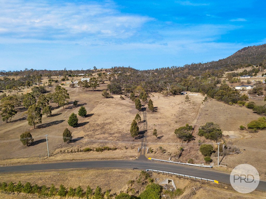 518 Baskerville Road OLD BEACH 9