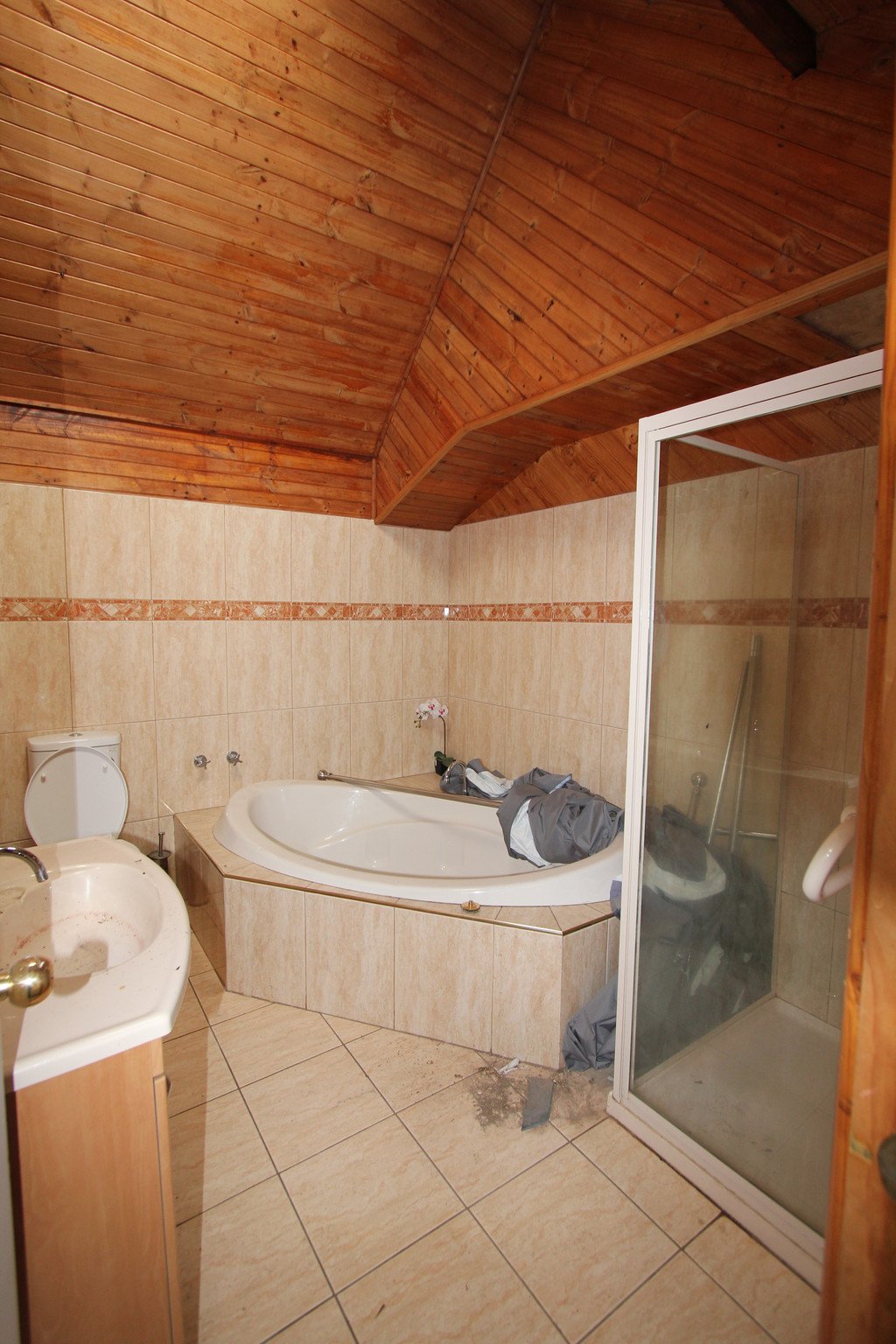 518 Errard Street South REDAN 6