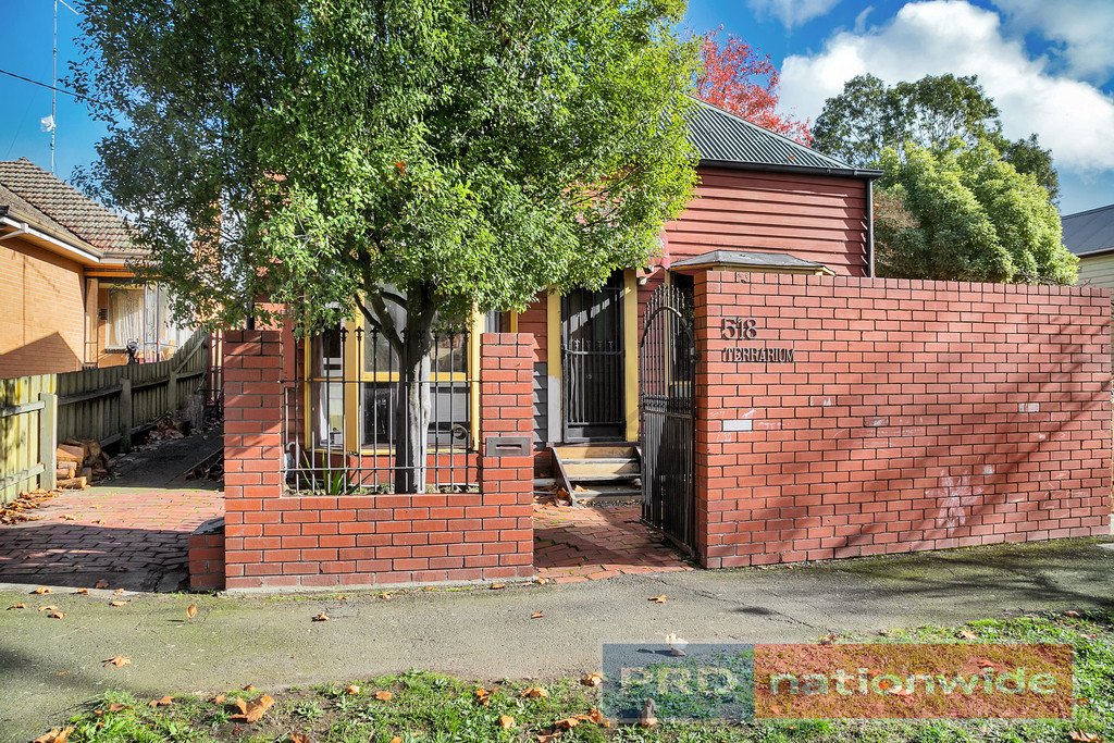 518 Errard Street South REDAN 1