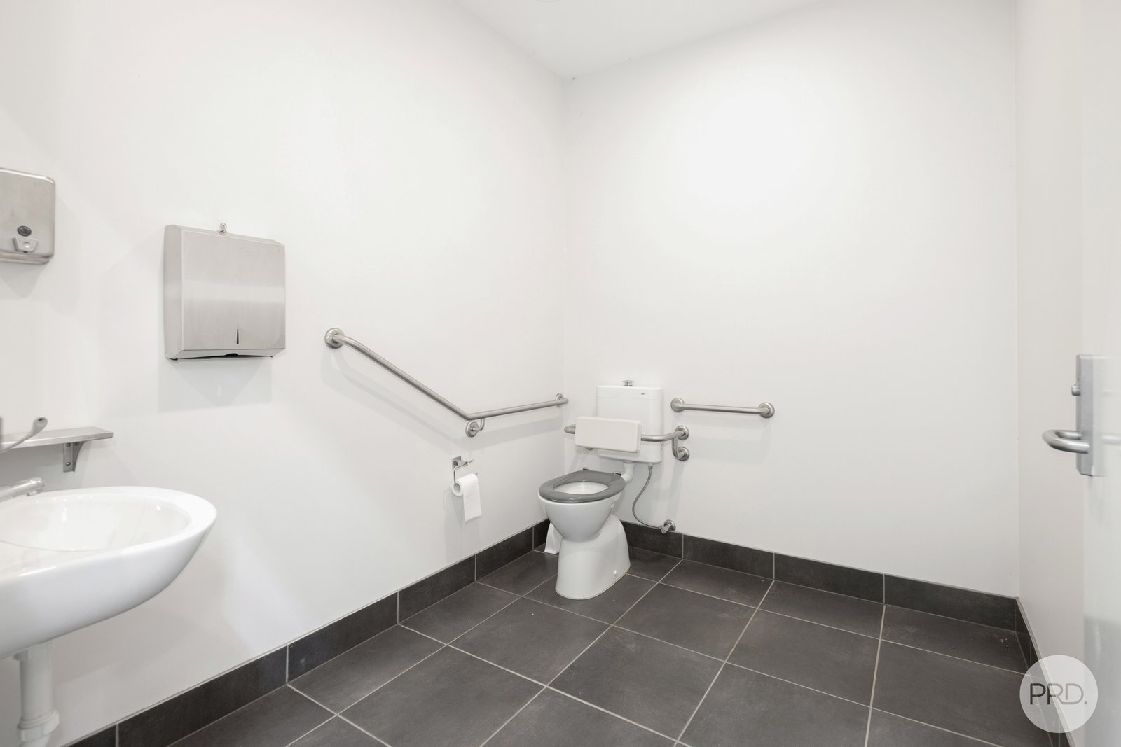 5/18 Gregory Street LAKE GARDENS 8