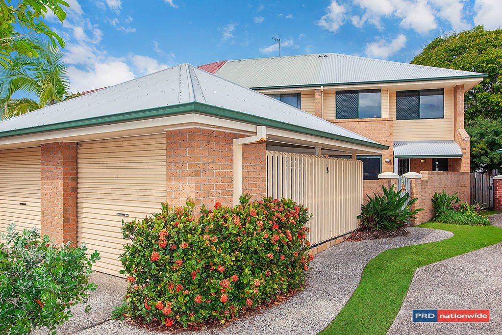 5/18 Tallebudgera Creek Rd  BURLEIGH HEADS 1