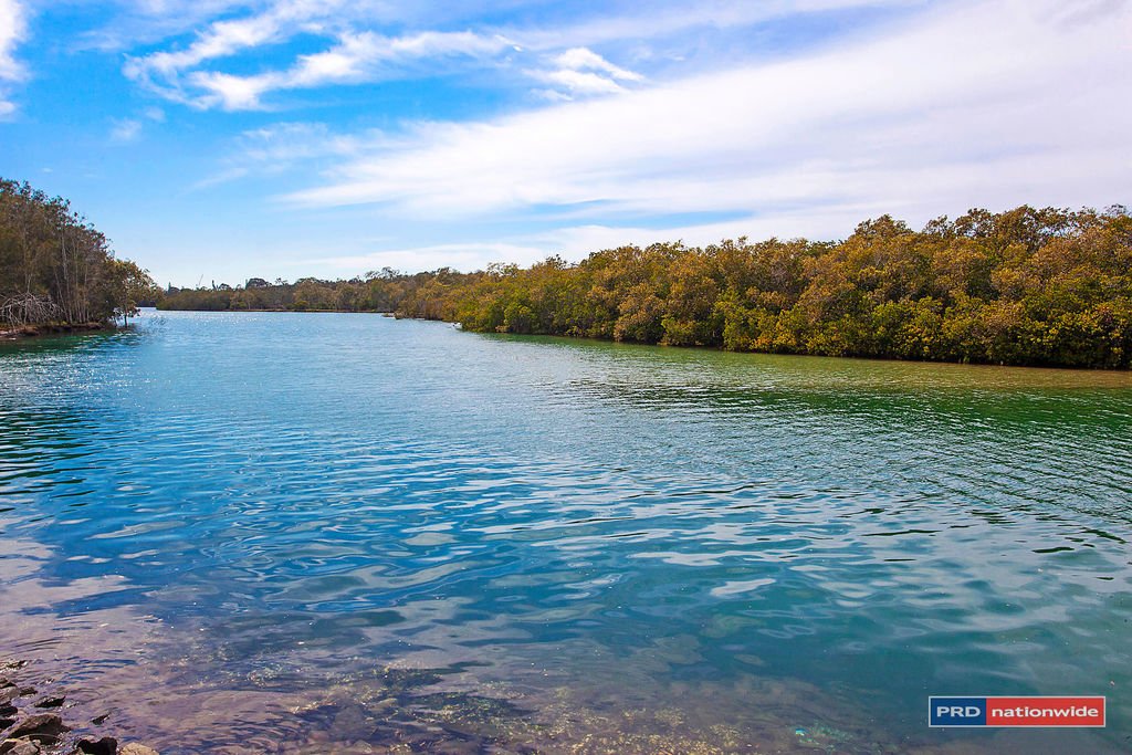 5/18 Tallebudgera Creek Rd  BURLEIGH HEADS 14