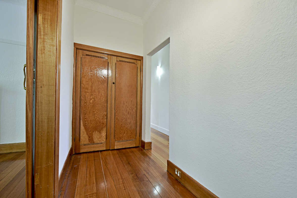 Gallery: 5/18 Westbury Street