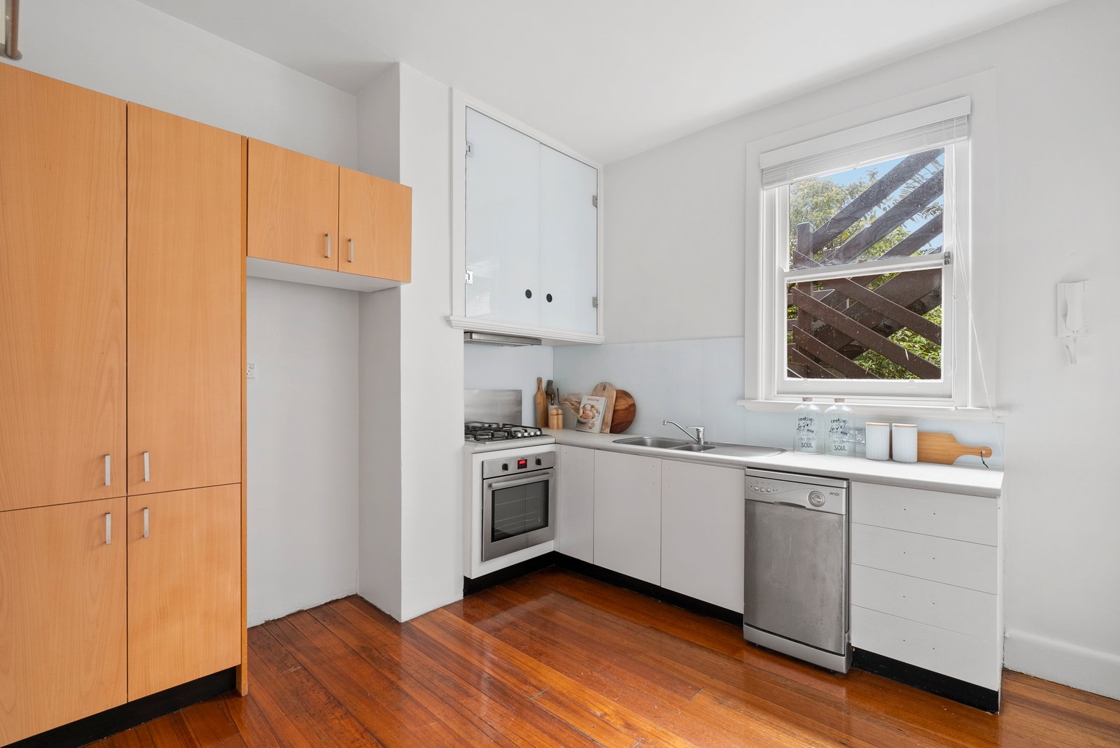 Gallery: 5/18 Westbury Street