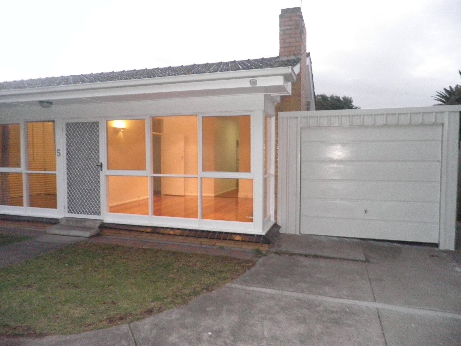 Gallery: 5/182 Nepean Highway