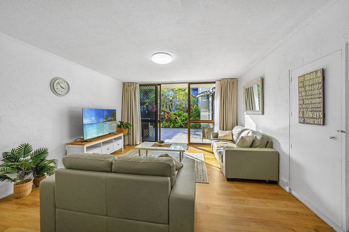 5/1849 Gold Coast Highway BURLEIGH HEADS 4