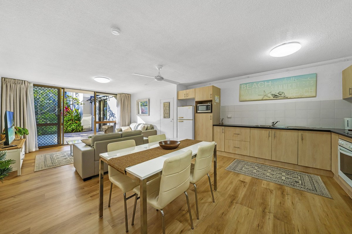 5/1849 Gold Coast Highway BURLEIGH HEADS 6