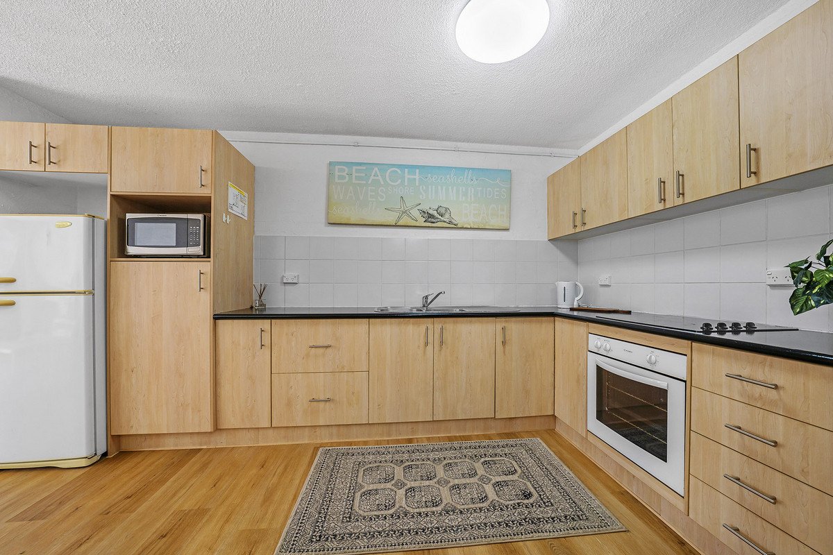 5/1849 Gold Coast Highway BURLEIGH HEADS 7