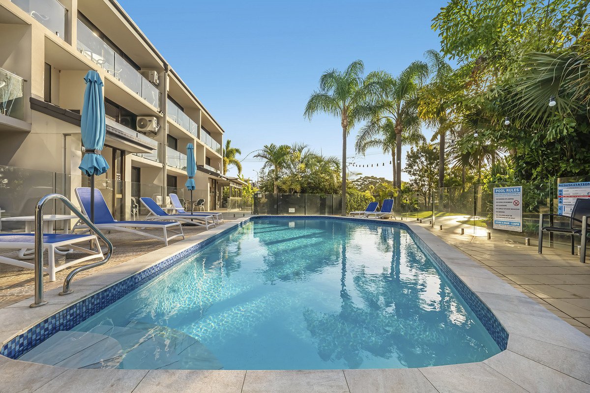 5/1849 Gold Coast Highway BURLEIGH HEADS 11