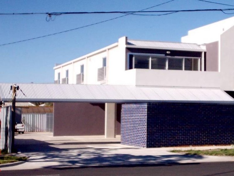 Gallery: 5/185 Francis Street