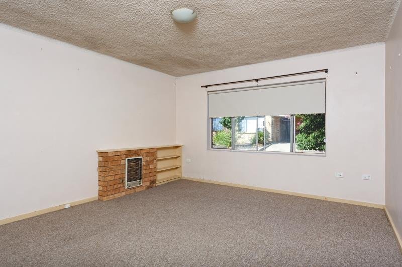 5/187 Lake Albert Road KOORINGAL 2