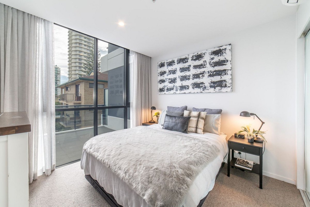 5/1877 Gold Coast Highway Burleigh Heads 6