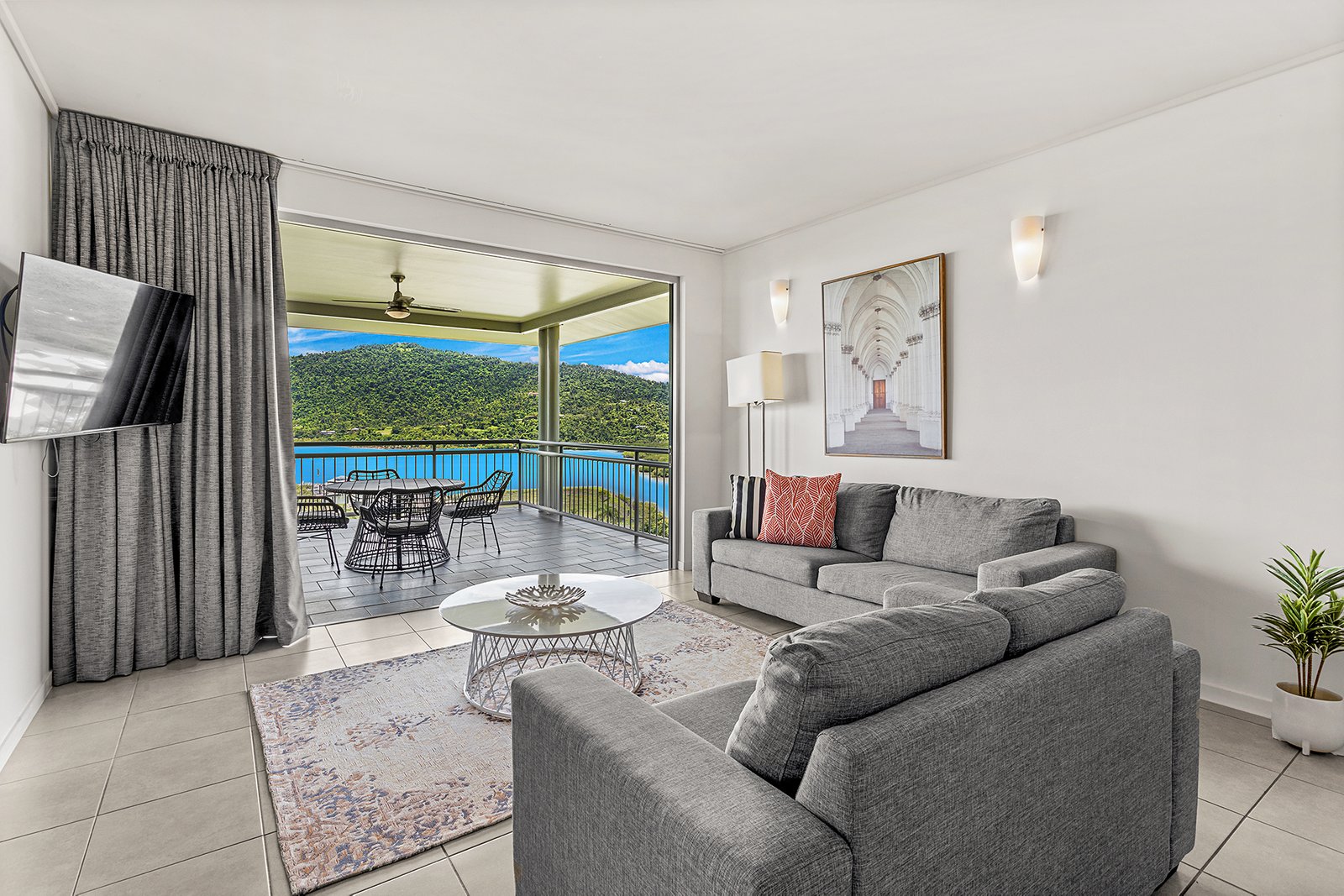 518/9a Hermitage Drive AIRLIE BEACH 6