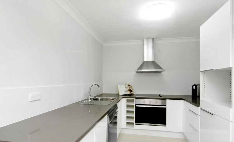 5/19 Fifteenth Avenue PALM BEACH 2