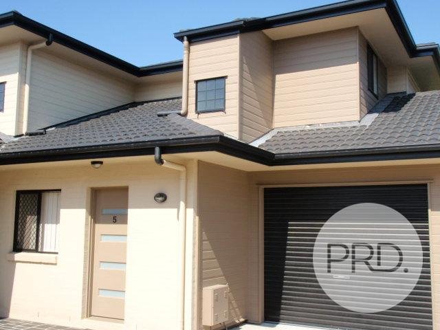 5/19 Rodway Street ZILLMERE 1