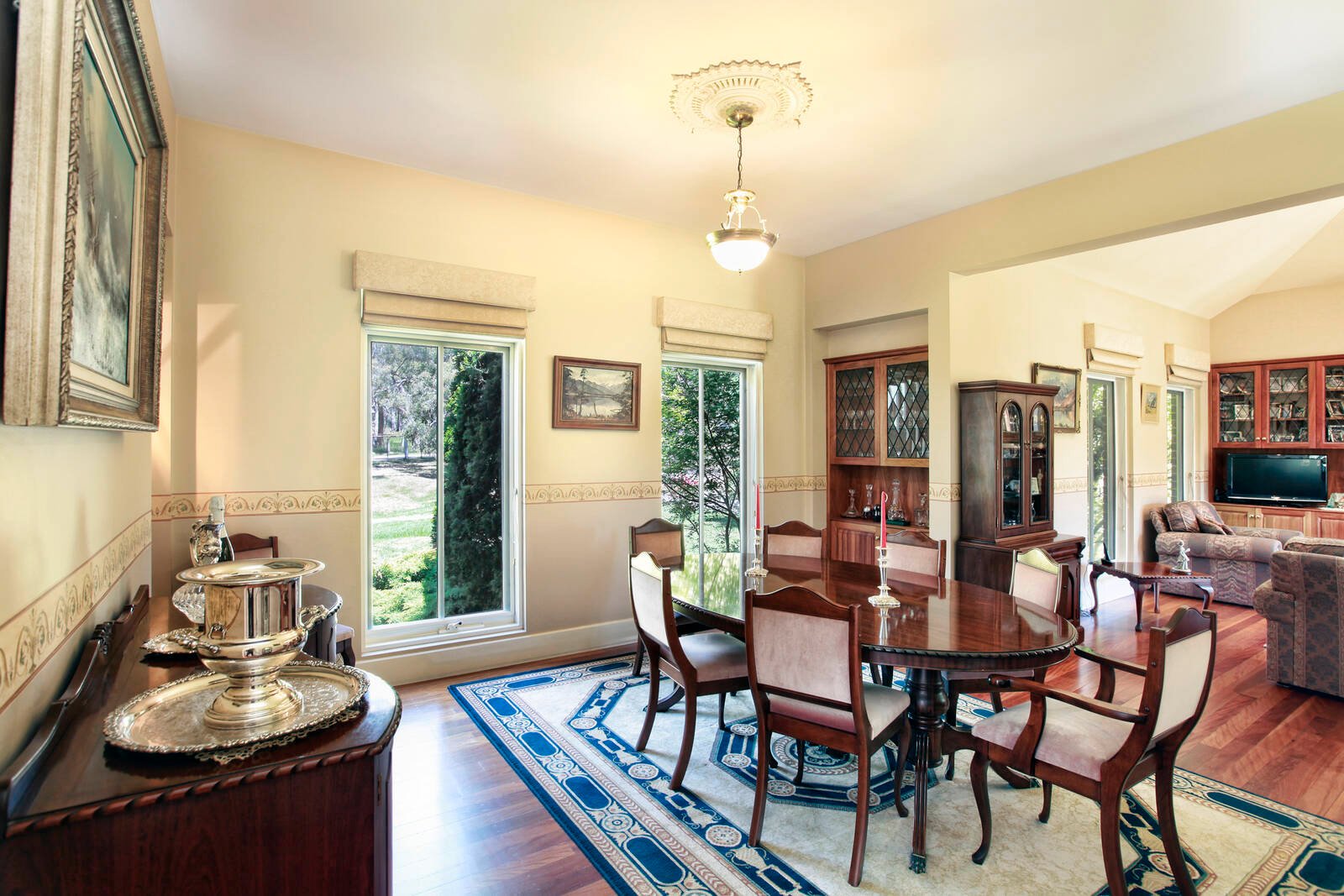 Real Estate and Property in 519 Romsey Road, Woodend, VIC