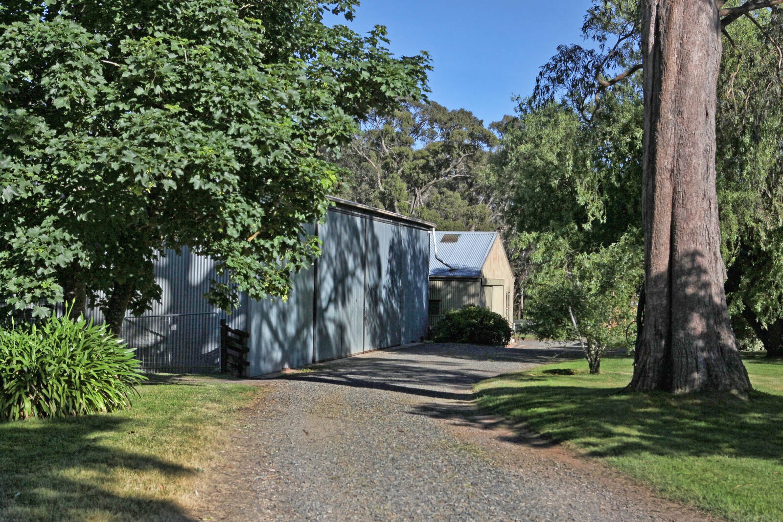 Real Estate and Property in 519 Romsey Road, Woodend, VIC