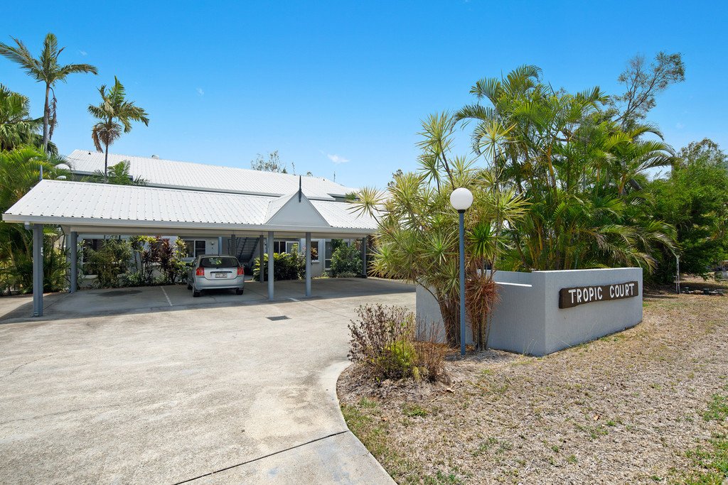 5/19 Tropic Road CANNONVALE 9