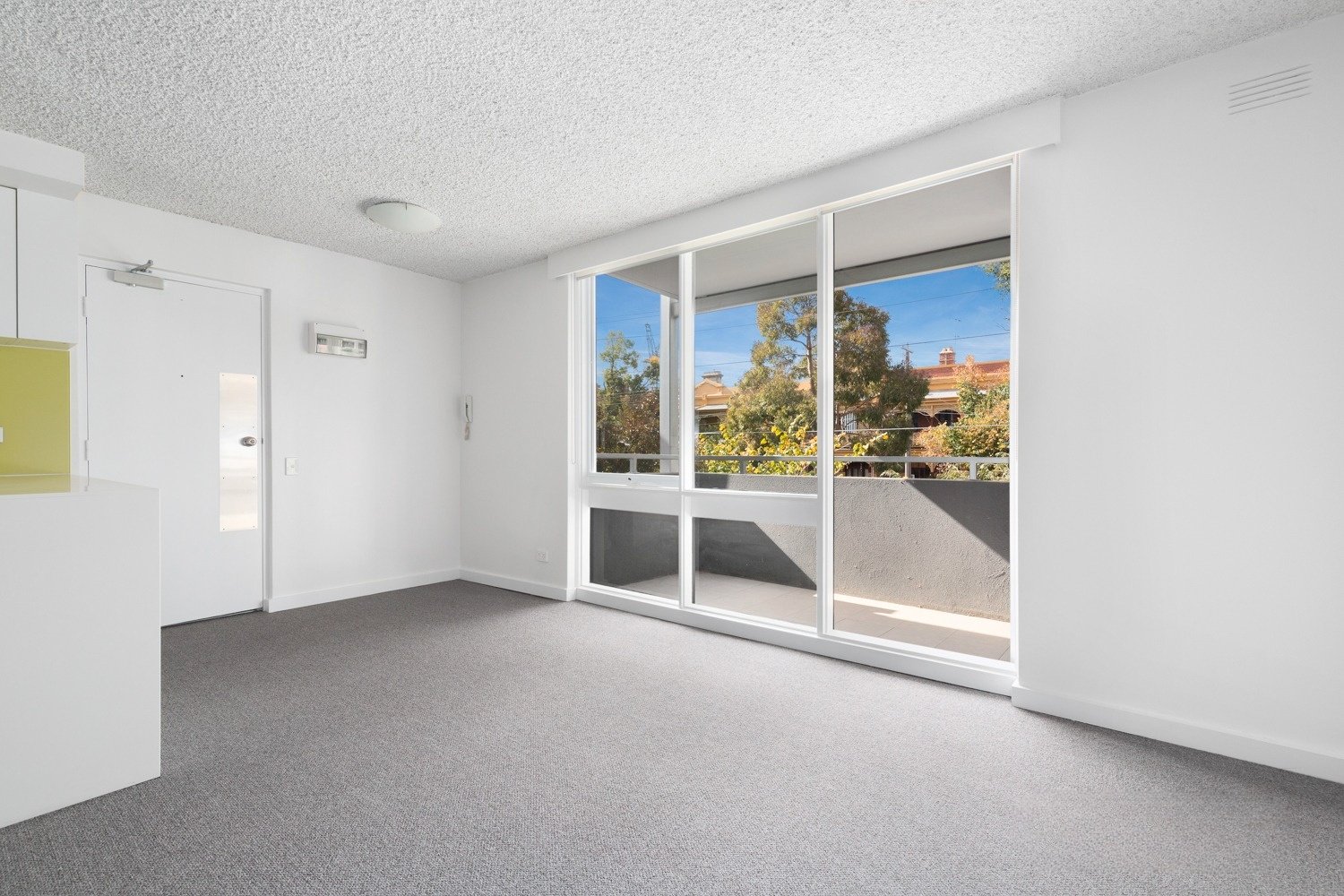 Gallery: 5/192 Cecil Street