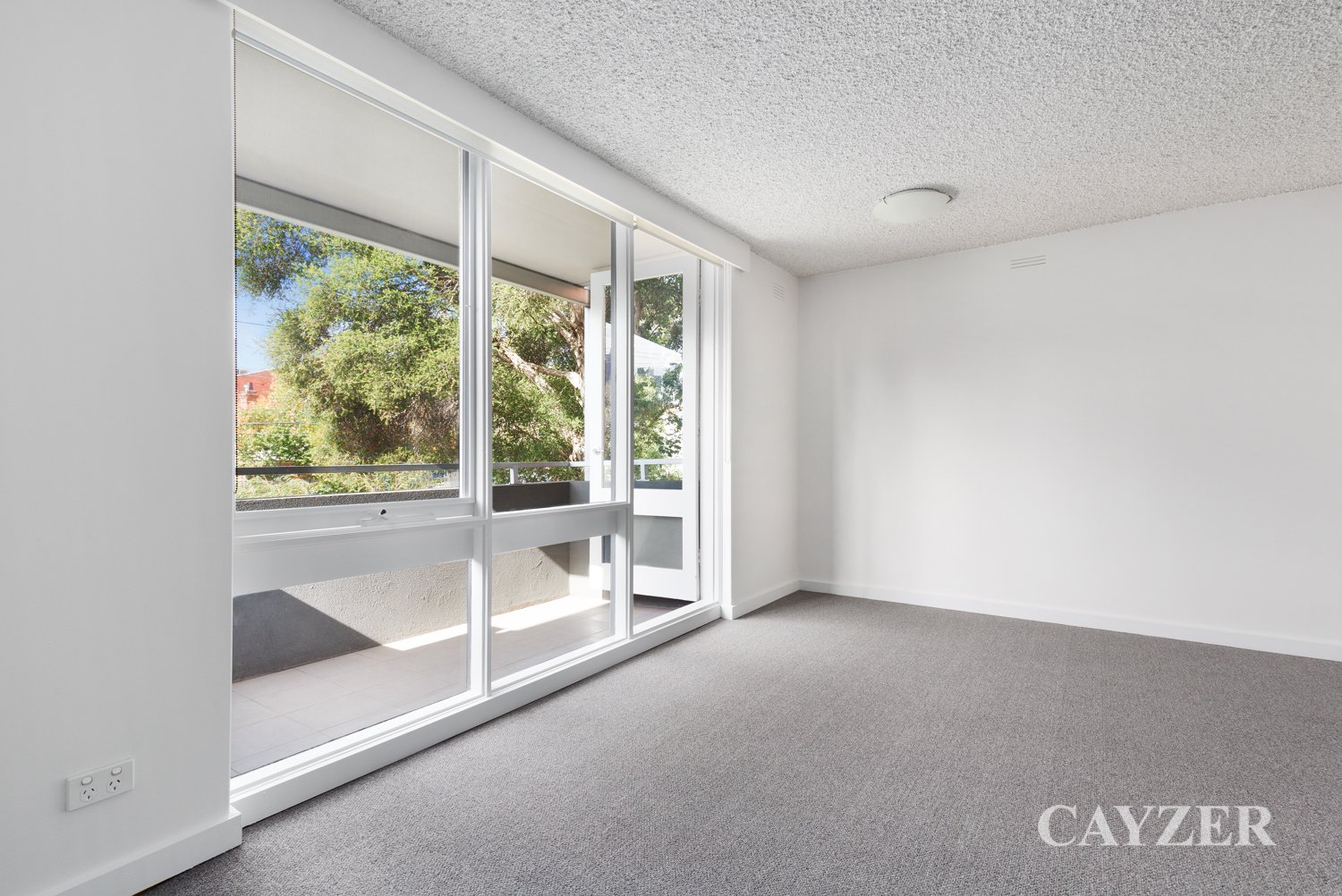 Gallery: 5/192 Cecil Street