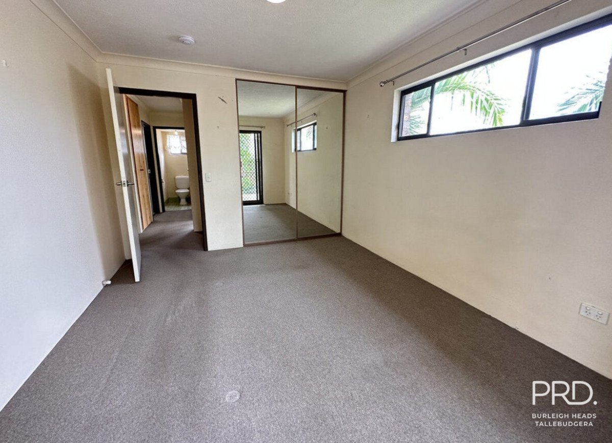 5/1933 Gold Coast Highway Burleigh Heads 12