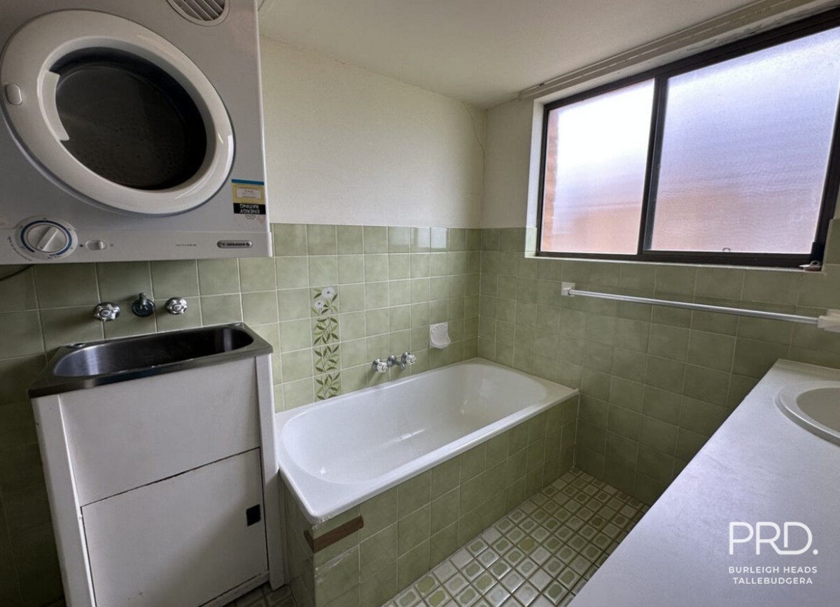 5/1933 Gold Coast Highway Burleigh Heads 6