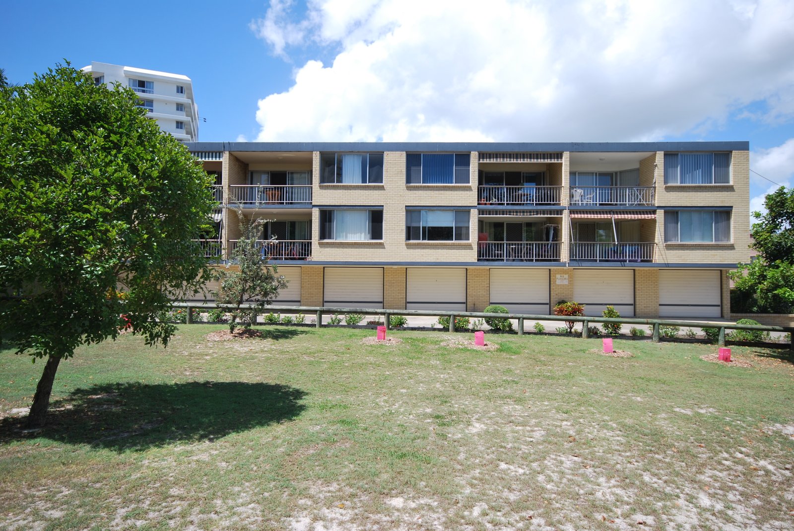 5/1971 Gold Coast Highway BURLEIGH HEADS 8