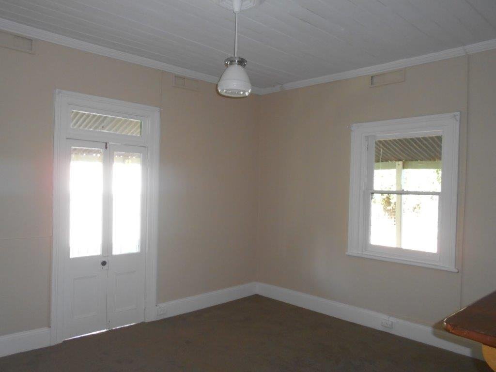 51A Clarke Street TUMUT 9