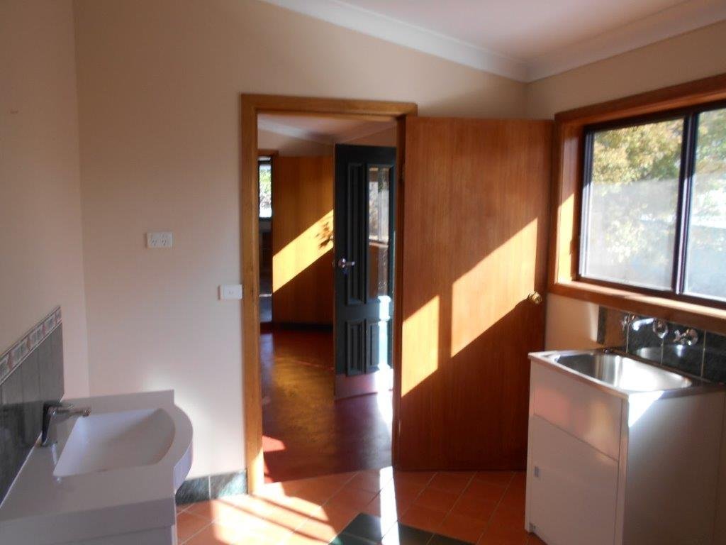 51A Clarke Street TUMUT 12