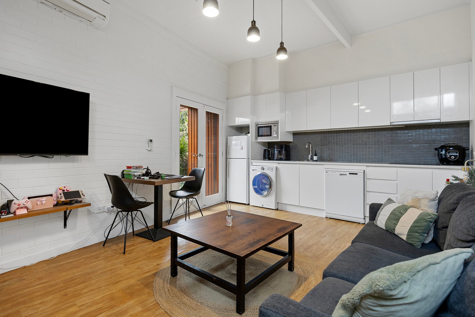Gallery: 51A Mill Street