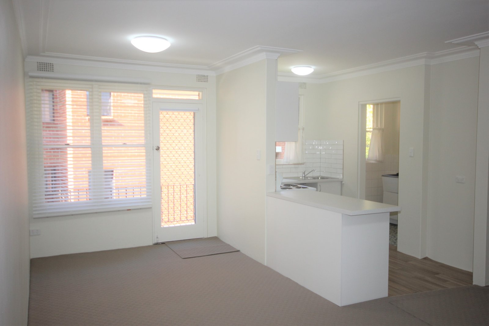 5/1A Ocean Street KOGARAH 4