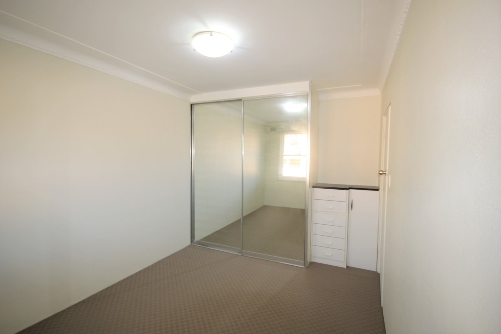 5/1A Ocean Street KOGARAH 9