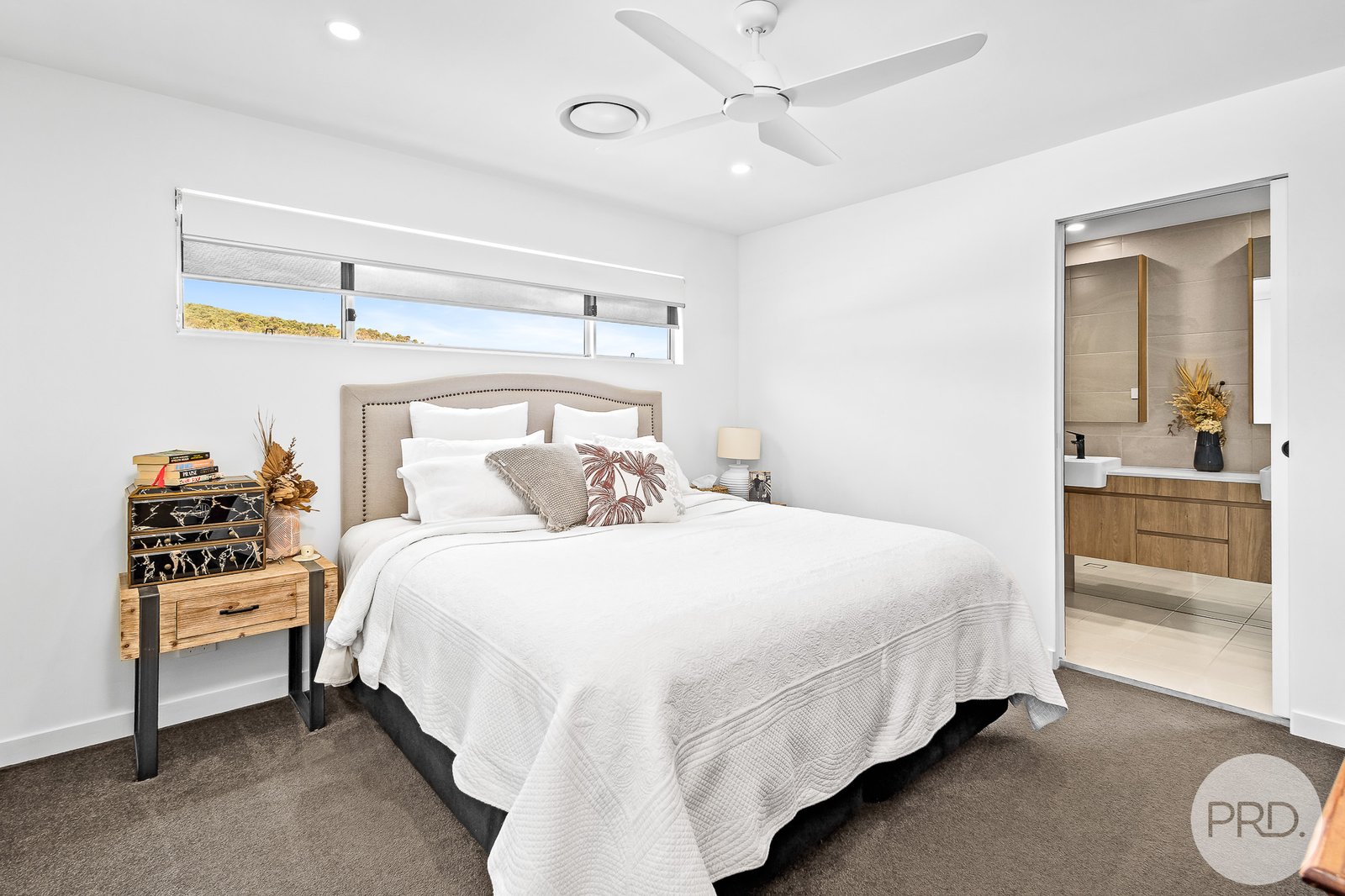 51A Squire Street FINGAL BAY 14