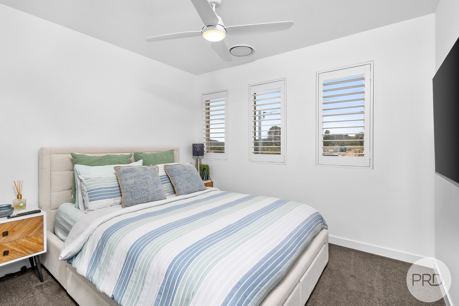 51A Squire Street FINGAL BAY 16
