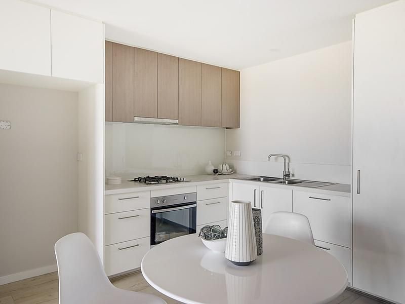 Gallery: 5/1B Victoria Street