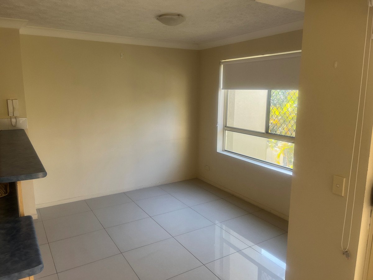 5/2-4 Mountain View Avenue Miami 3