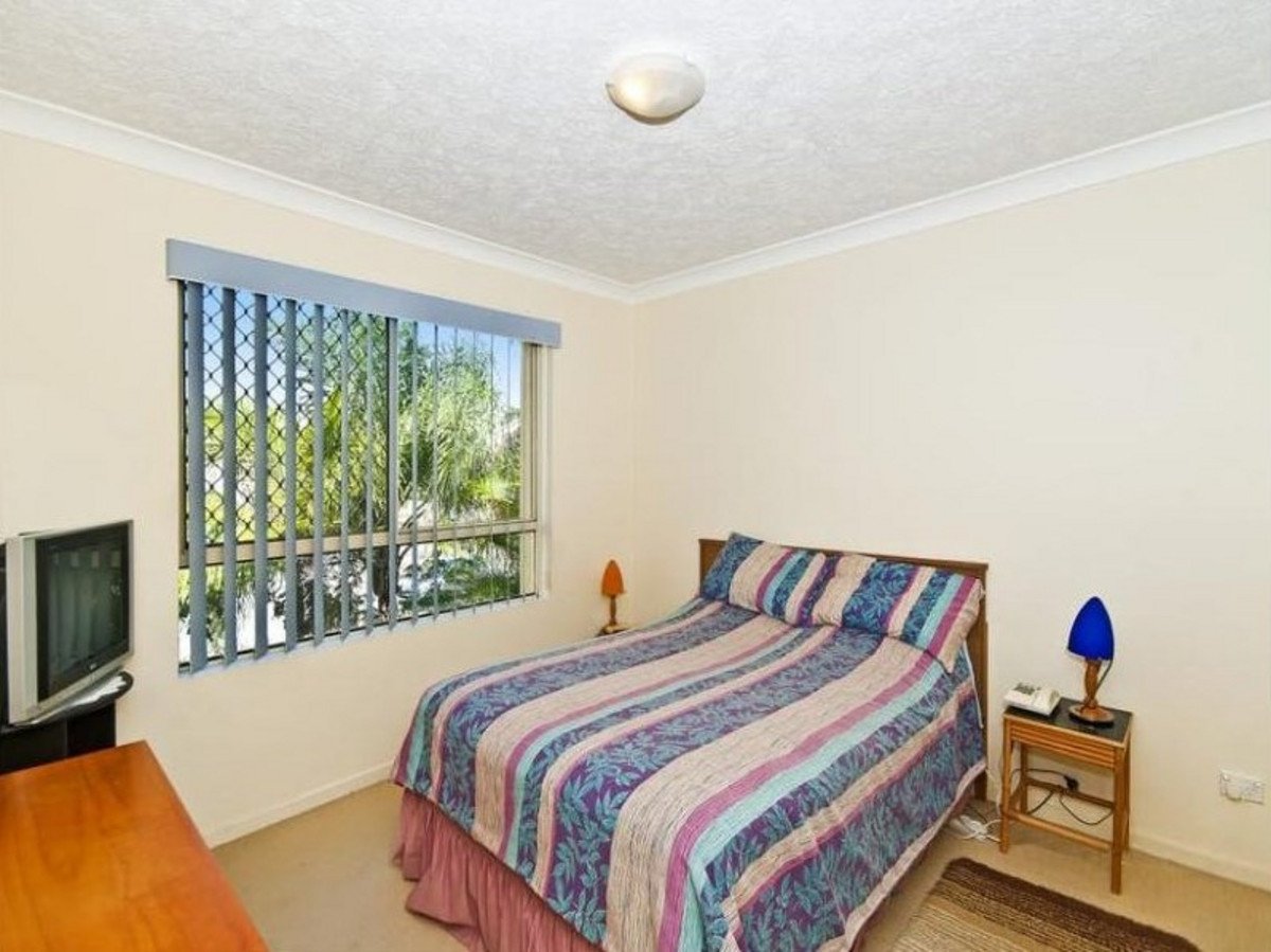 5/2-4 Mountain View Avenue Miami 1