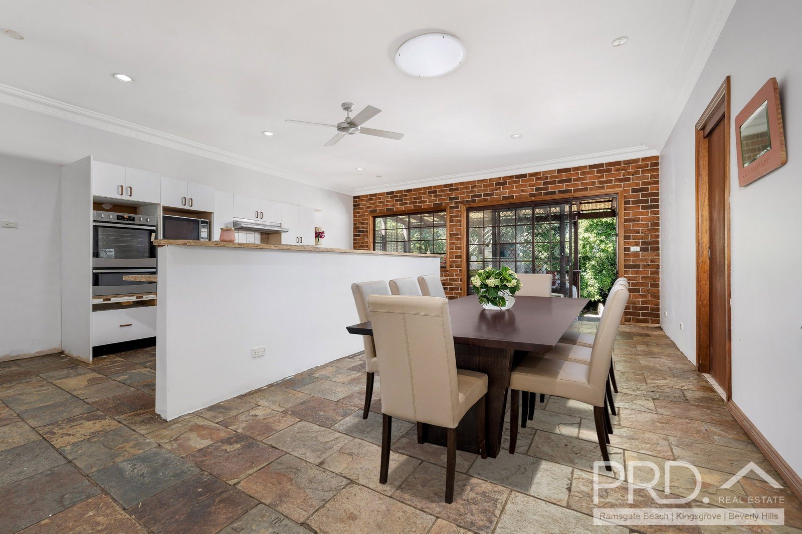 52 Albion Street ROSELANDS 4