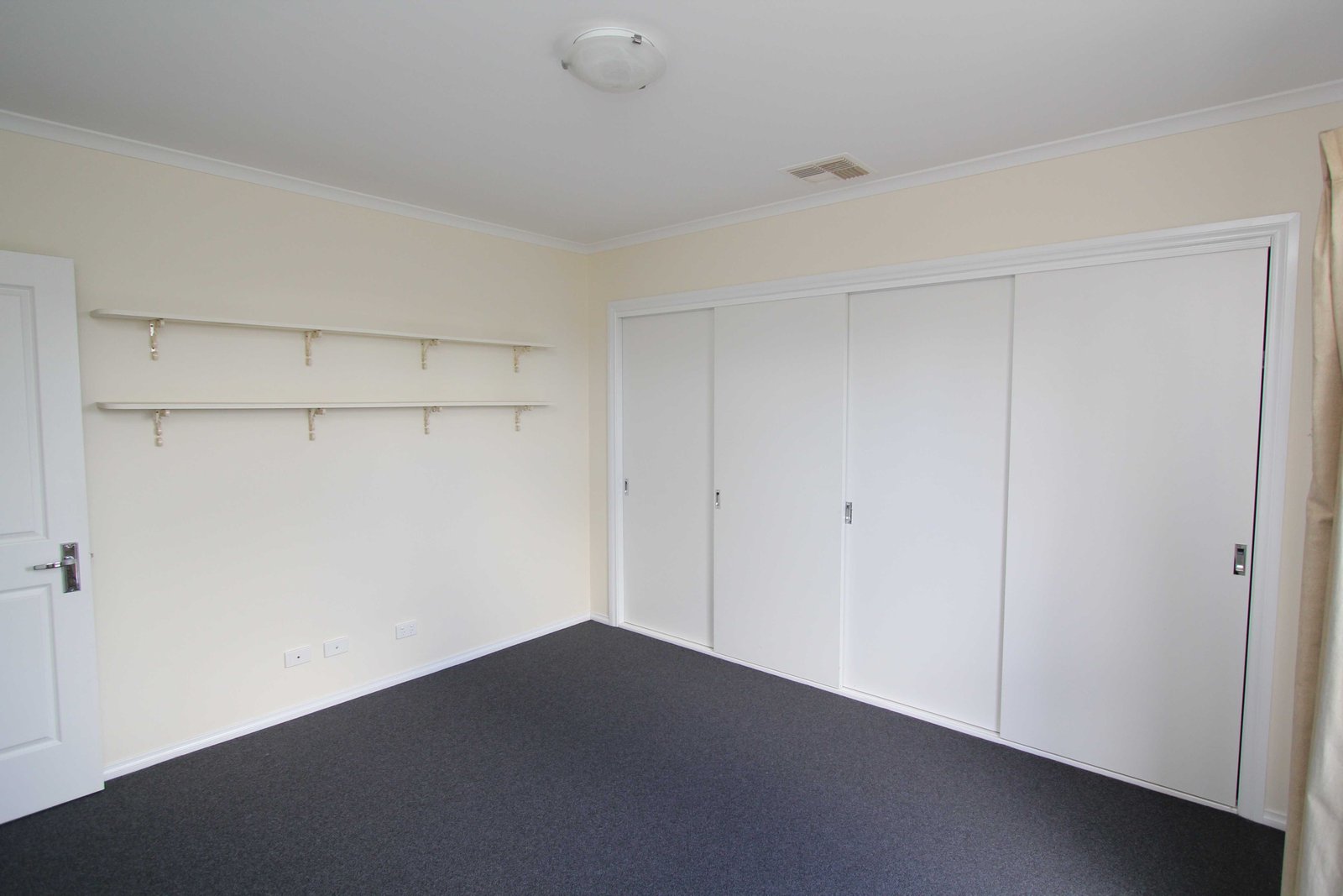 52 Alfredton Drive ALFREDTON 9