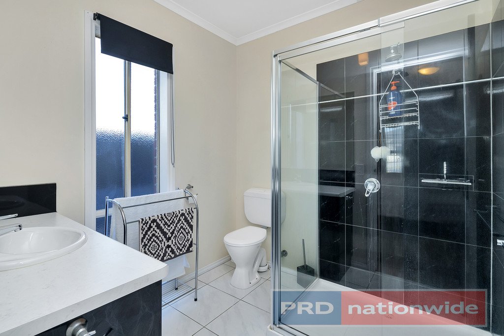 52 Alfredton Drive ALFREDTON 4
