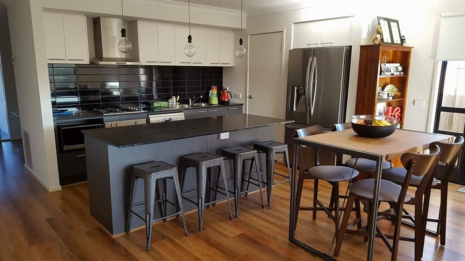 Gallery: 52 Aspect Road