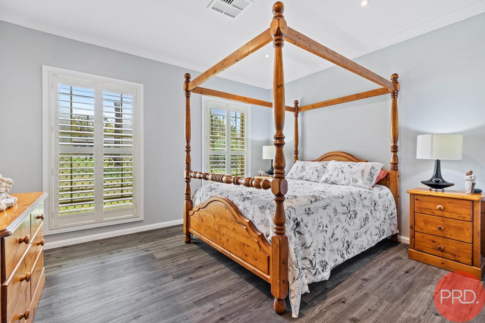 52 Barrington Grove THORNTON 12