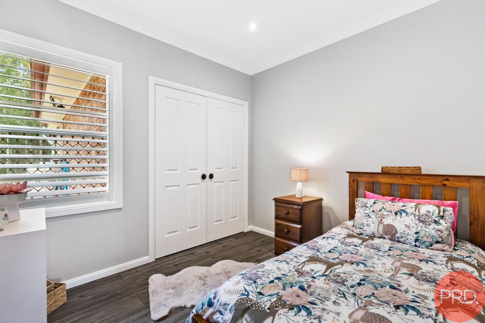 52 Barrington Grove THORNTON 15
