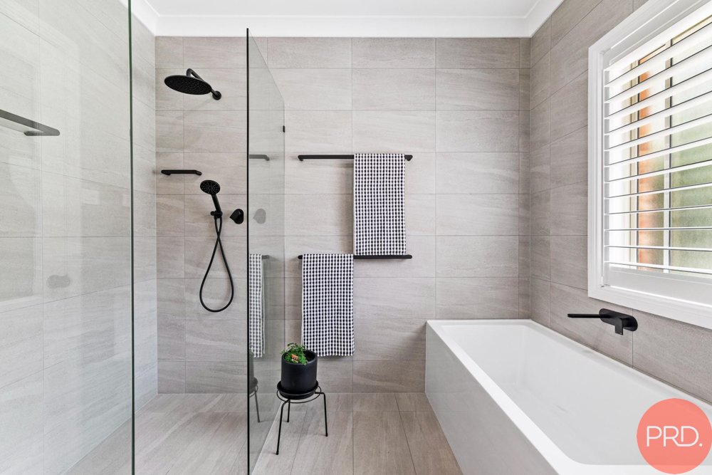 52 Barrington Grove THORNTON 17