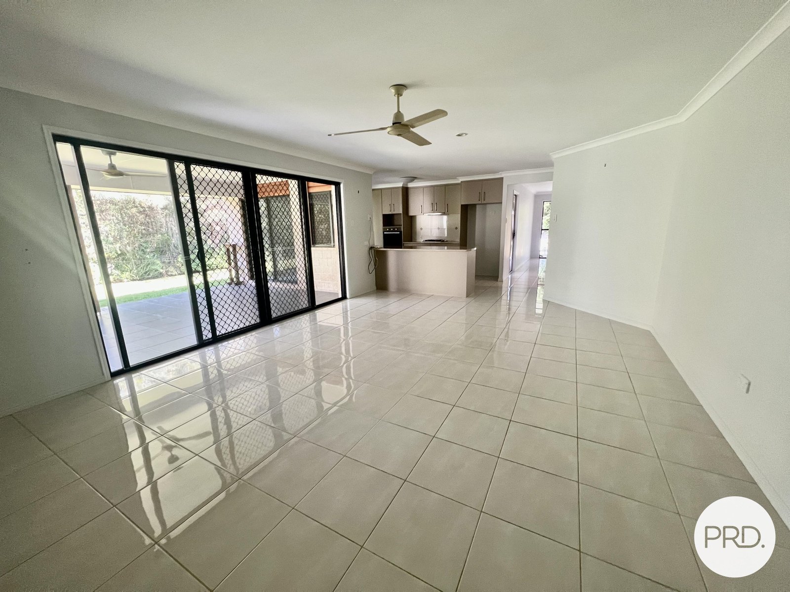 52 Bauhinia Street BOYNE ISLAND 5