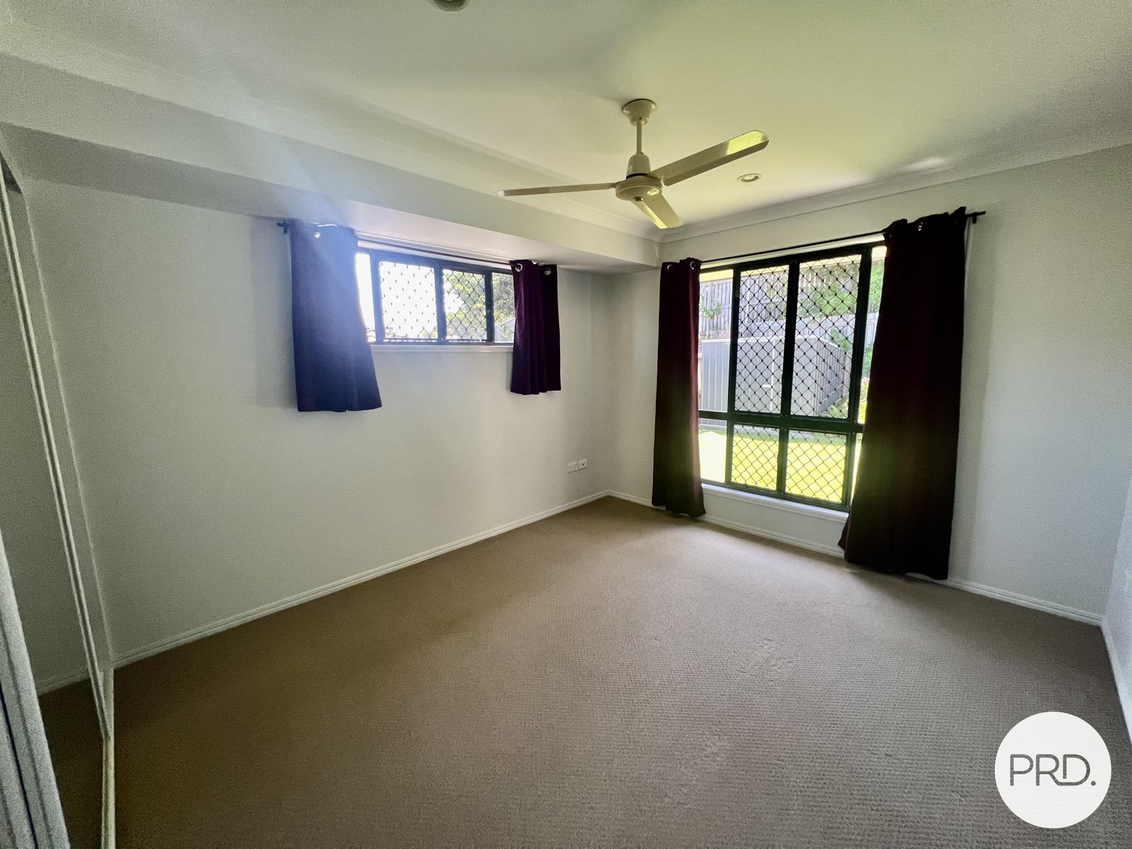 52 Bauhinia Street BOYNE ISLAND 8
