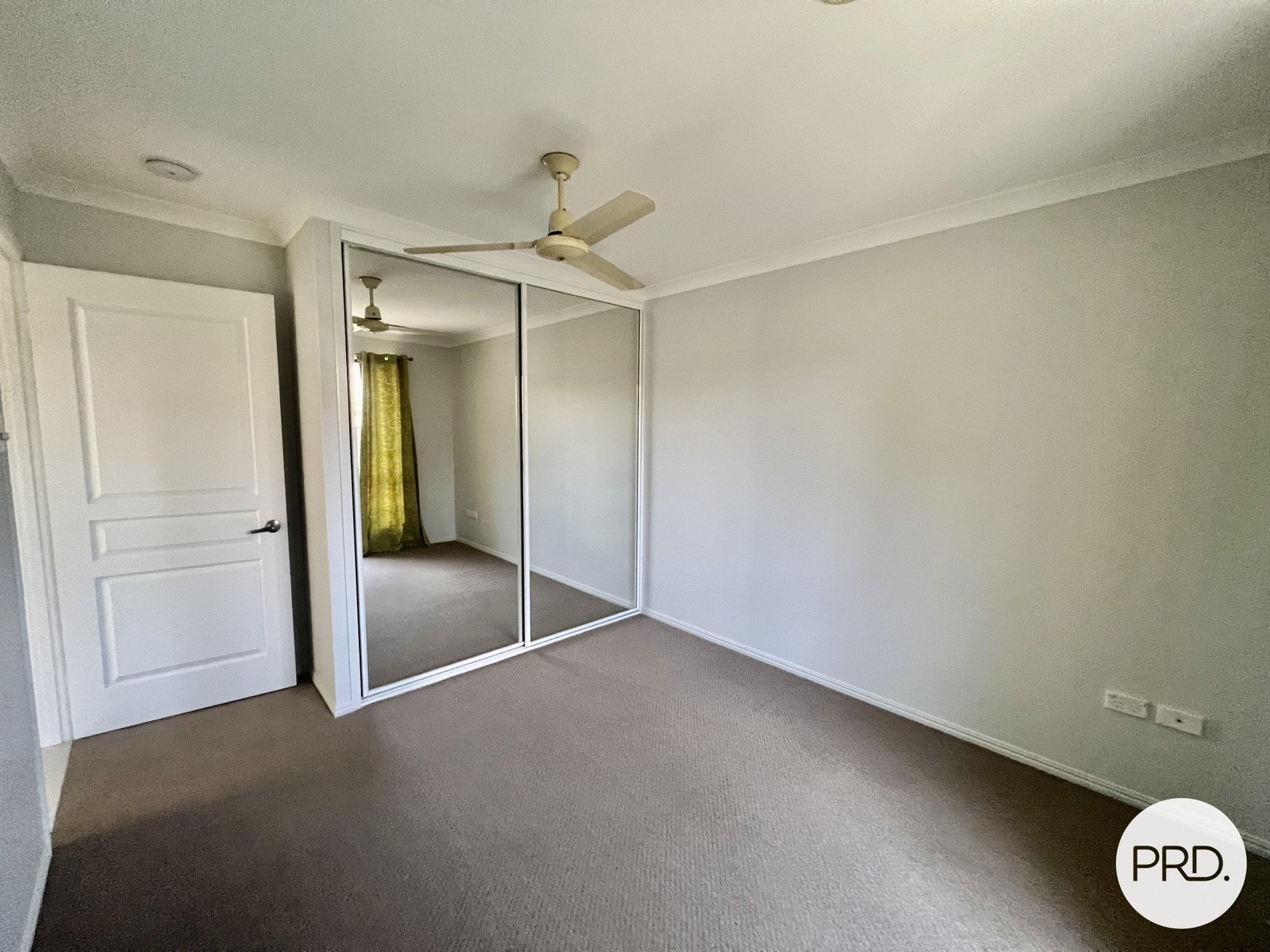 52 Bauhinia Street BOYNE ISLAND 10